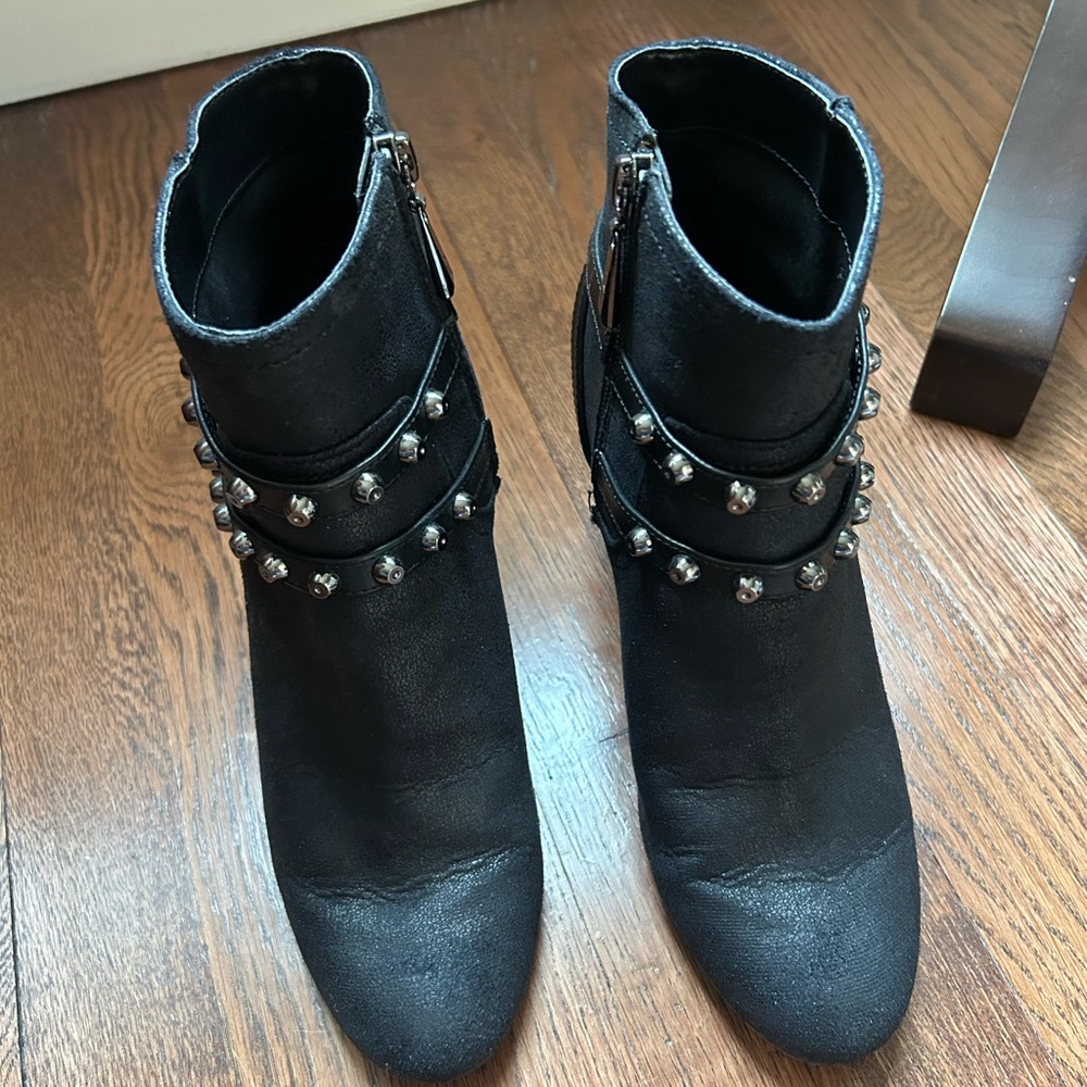 simply vera verawang brand heeled boots, black, barely worn, size 8.5